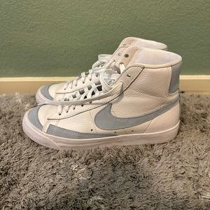 Nike Women’s High Top Blazers